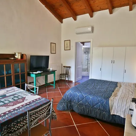 La Scola Di Pirazzolu Retreat * Stazione Caldosa
